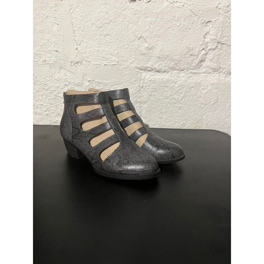 JSU Snake print grey/black ankle booties size 7